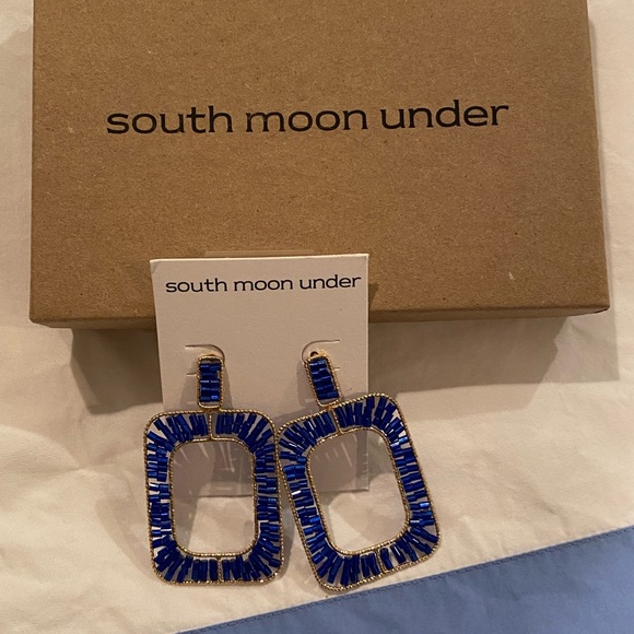 SouthMoonUnder Earrings - Picture 1 of 3